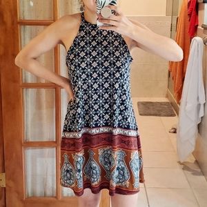 Juniors Moroccan-patterned dress